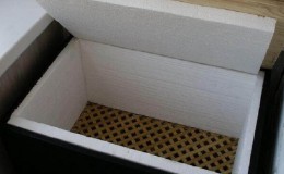 Instrucciones detalladas: cómo hacer una caja para almacenar papas en el balcón.