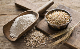 What is the advantage of oat flour: benefits and harms to the body