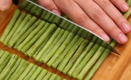 Bakit kapaki-pakinabang ang mga asparagus beans, kung paano palaguin at lutuin nang maayos ang mga ito