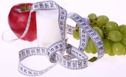 Açlıktan ölmeden aşırı kiloyla savaşırız: Kilo verirken üzüm yemek mümkün mü