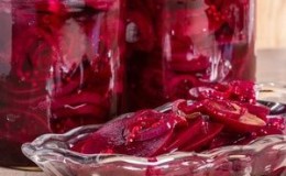 Kaip fermentuoti burokėlius namuose: patys skaniausi paruošimo receptai ir naudingi patarimai jų paruošimui