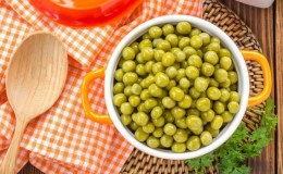 A selection of the best recipes for pickled peas for the winter without sterilization: cooking secrets from experienced housewives