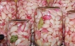 Top 20 best ways to pickle garlic quickly and tasty at home