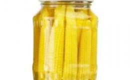 How to pickle corn for the winter at home: choose the cobs correctly and cook according to the best recipes
