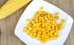 É possível comer milho cozido para pancreatite: prós e contras e regras de uso