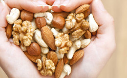 What are the healthiest nuts for women?