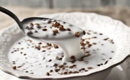 Why is ground buckwheat with kefir useful and how to use it correctly for weight loss and cleansing