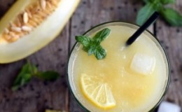 Jak zrobić pyszny i zdrowy sok z melona w domu