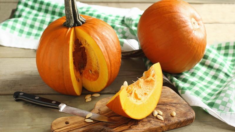 How and in what quantity to use pumpkin seeds for weight loss: the benefits and harms of seeds in the fight for harmony