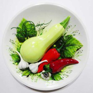 Да ли је могуће јести сирове тиквице: користи и штете за тело, као и рецепте за јела на бази свежег поврћа