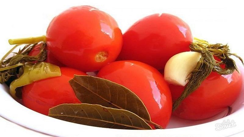 As melhores receitas expressas de como fazer picles de tomate na sacola de maneira rápida e saborosa: ingredientes, instruções e dicas de donas de casa