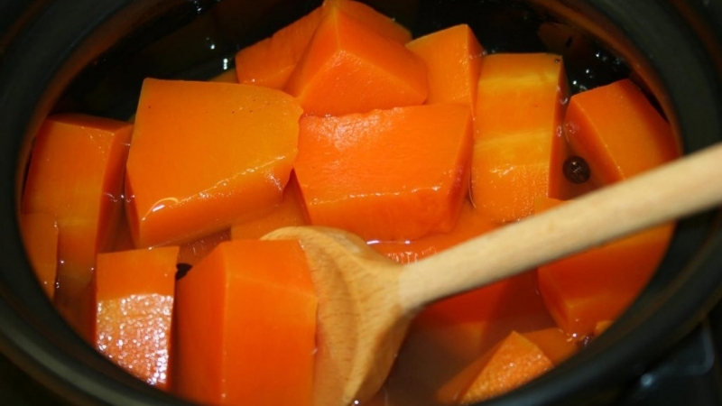 Jak vařit lahodný a zdravý dýňový kompot: nejlepší recepty a tipy pro točení na zimu