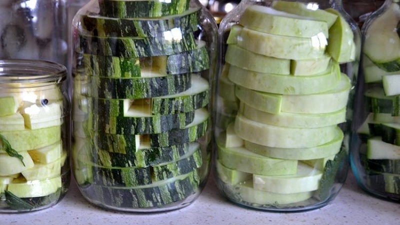 A selection of the best recipes for canned zucchini: cook deliciously and surprise guests