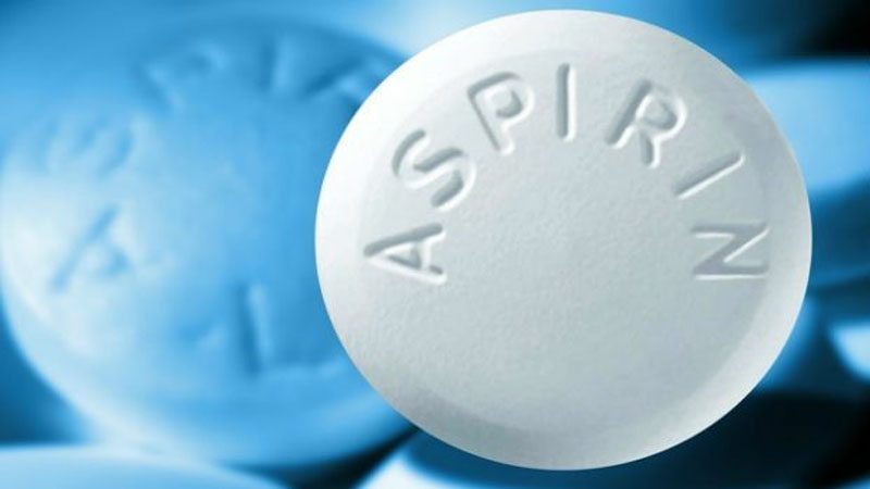Paano maghanda ng malutong na mga pipino na may aspirin para sa taglamig