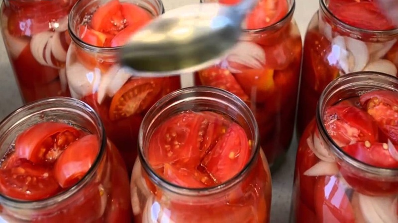 كيفية طهي الطماطم في شرائح لفصل الشتاء: مجموعة مختارة من أفضل الوصفات لتعليب شرائح الطماطم