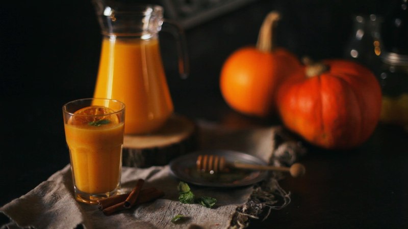 Les recettes les plus délicieuses et les plus saines pour faire du jus de citrouille dans un presse-agrumes pour l'hiver