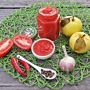 Top 10 des recettes de tomates insolites pour l'hiver: comment cuisiner délicieusement les tomates et les rouler correctement