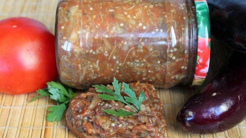 How to prepare delicious pickled eggplant without sterilization for the winter