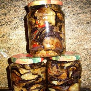 How easy but very tasty it is to prepare eggplants for the winter