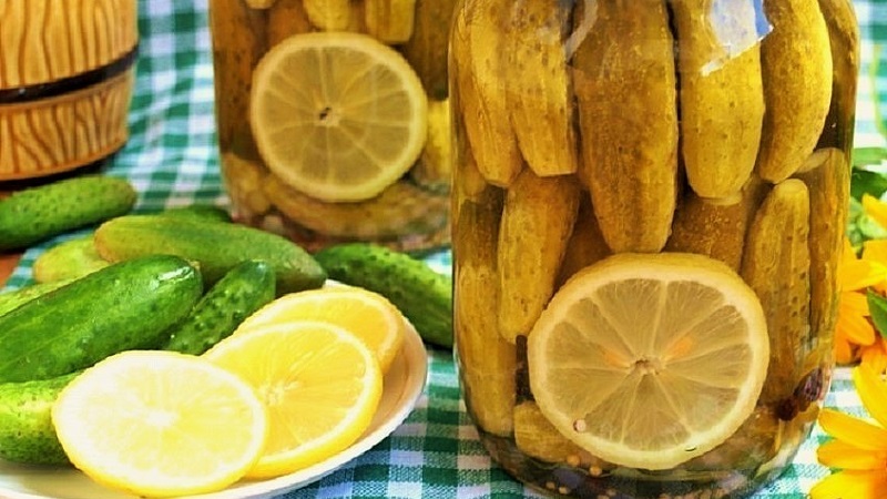 Die besten Rezepte für knusprig eingelegte Gurken mit Zitrone für den Winter