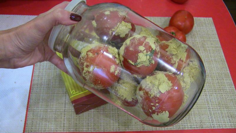 Le diremos y le mostraremos cómo mantener frescos los tomates durante mucho tiempo: trucos de vida interesantes de propietarios experimentados