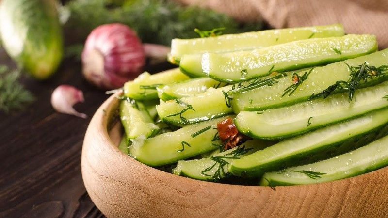 Secrets of quick cooking pickled cucumbers