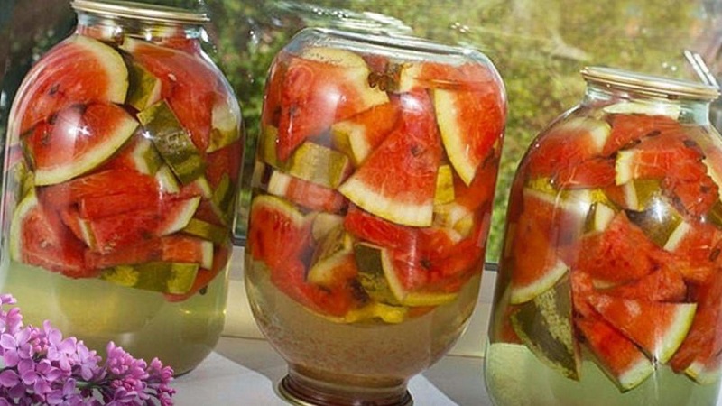 Einfache und schnelle Rezepte für den Winter: Eingelegte Wassermelonen in 3-Liter-Gläsern