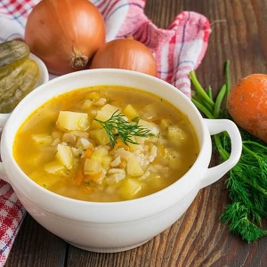 Pérdida de peso rápida y sabrosa en sopa de cebolla