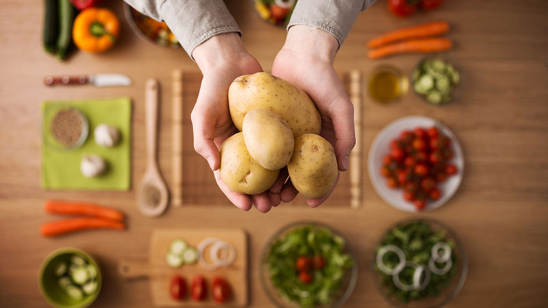 Potatis för viktminskning: kan de ätas på en diet och i vilken form