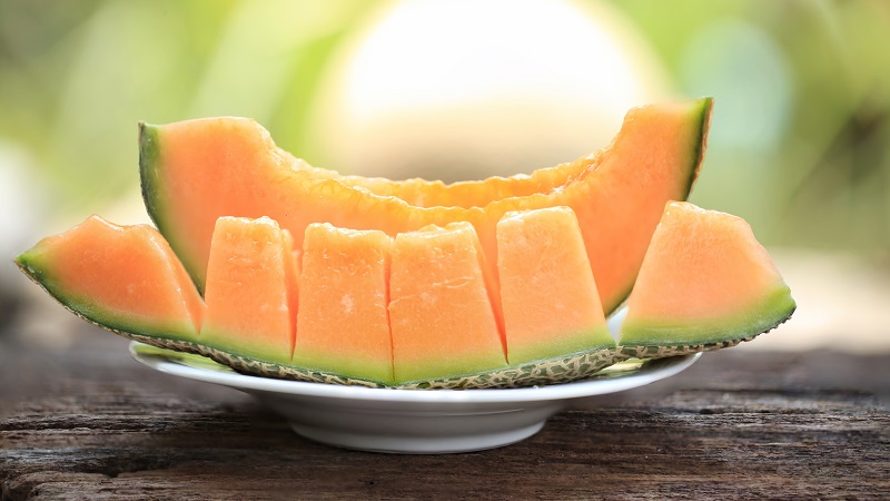 Why you shouldn't eat melon with milk and other foods