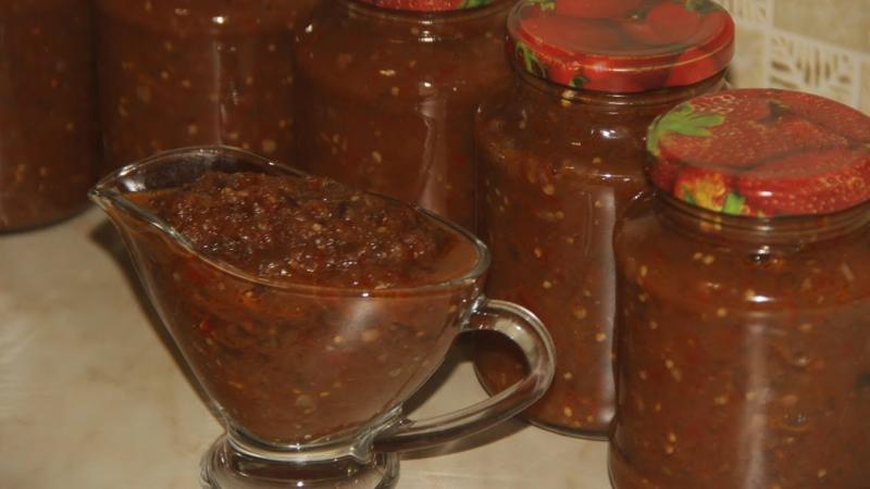 Como cozinhar caviar de berinjela sem vinagre para o inverno em casa