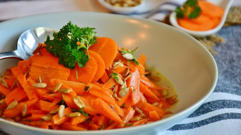 Varieties of the most effective carrot diets and fasting days