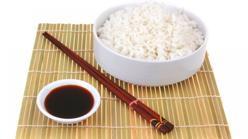 ¿Cuáles son los nombres de las variedades de arroz japonesas y cuáles son sus características?