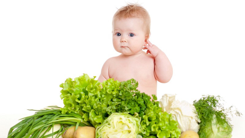 Целер за новорођенче: како правилно увести у комплементарну храну