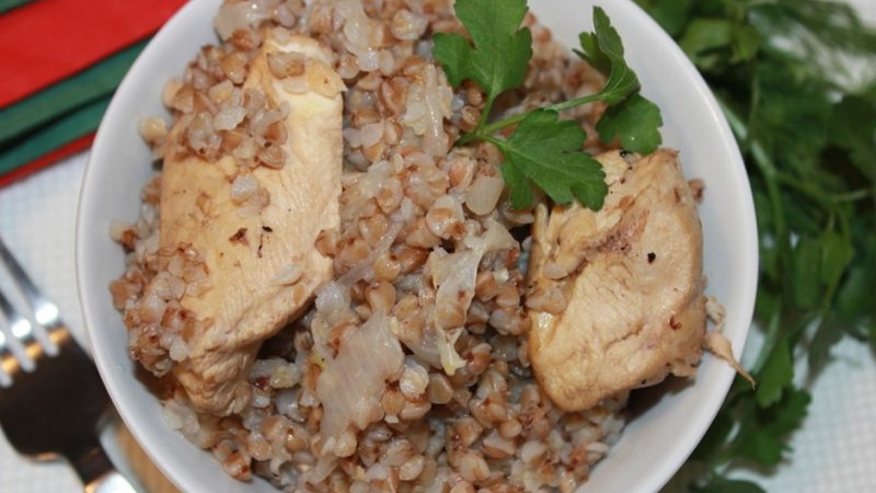 Karabuğday ve tavuk için lezzetli ve etkili bir diyet: sağlığa zarar vermeden kilo vermek
