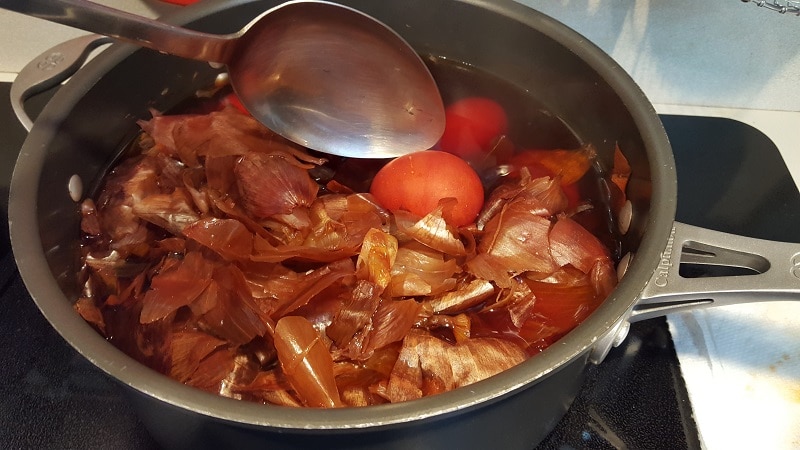 Why is onion peel decoction useful and how it can be used