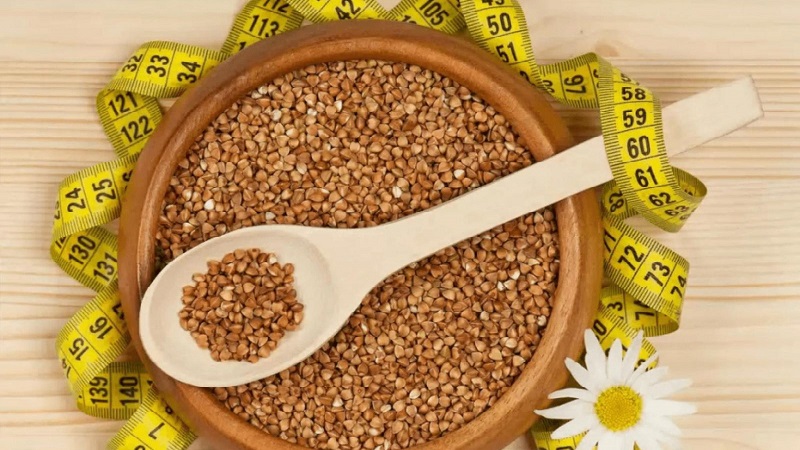 Uma das formas mais populares de perder peso é a dieta de trigo sarraceno por 7 dias