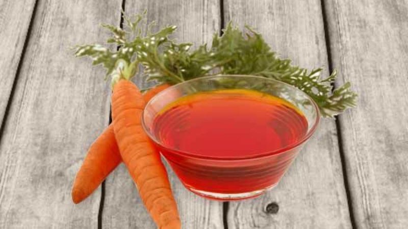 Užitečné vlastnosti a nejchutnější recepty mrkvového čaje