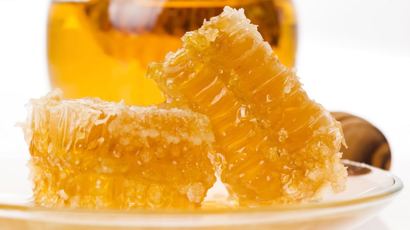 Да ли репа са медом помаже код кашља и како правилно користити такав лек