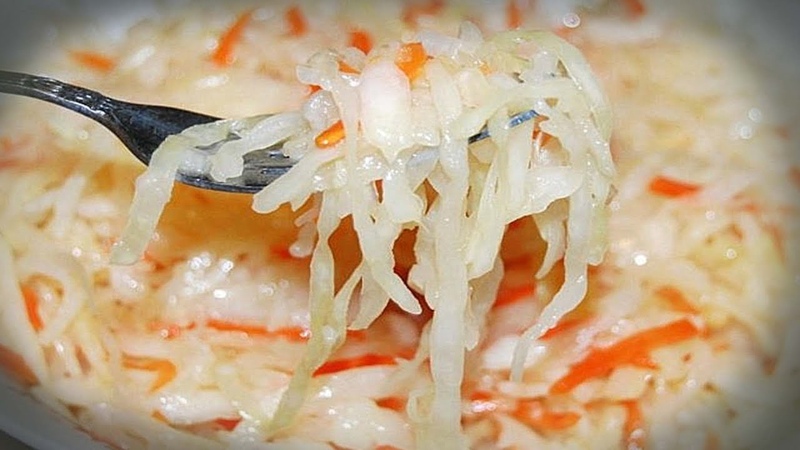 Ang teknolohiya sa pagluluto at ang pinakamahusay na mga recipe para sa sauerkraut na may asukal
