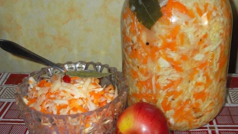 Kış için 3 litrelik kavanozlarda lezzetli lahana turşusu tarifleri ve atıştırmalıkların saklanması için öneriler
