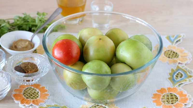 How to Make Barrel Green Tomatoes at Home: Best Recipes and Cooking Tips