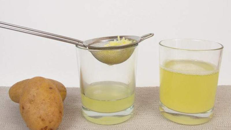 Aç karnına patates suyu içmenin kullanımı ve doktorların olası zararları hakkındaki yorumları