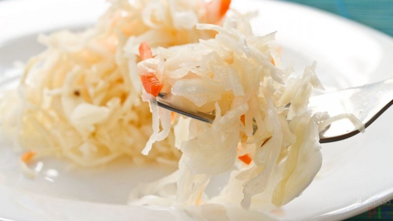 How to cook sauerkraut with rye flour properly