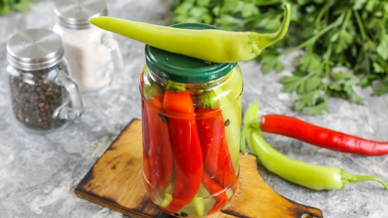 Karvainen pippuri talveksi - nuolla sormesi: valokuvia sisältävät reseptit ja vaiheittaiset ohjeet ruoanlaittoon