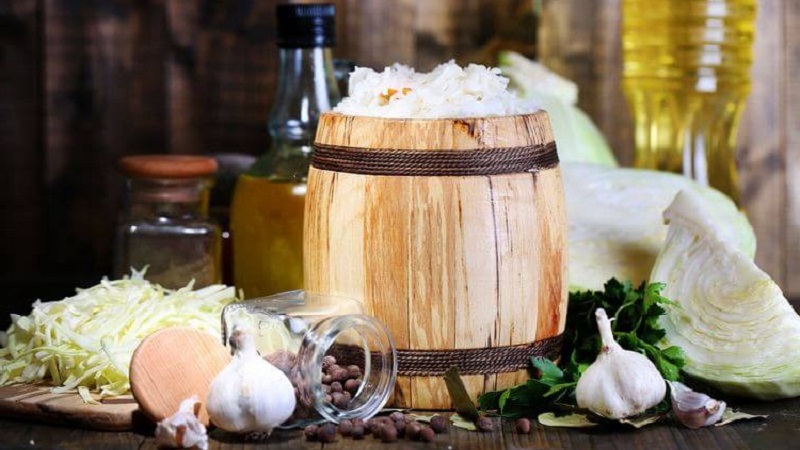 Sauerkraut in a barrel: recipes and tips