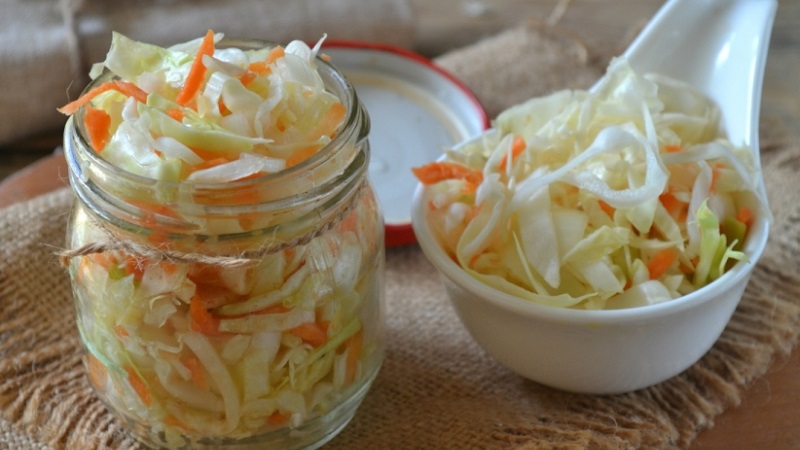 Απλές και νόστιμες συνταγές για την παρασκευή λάχανο τουρσί με ξύδι