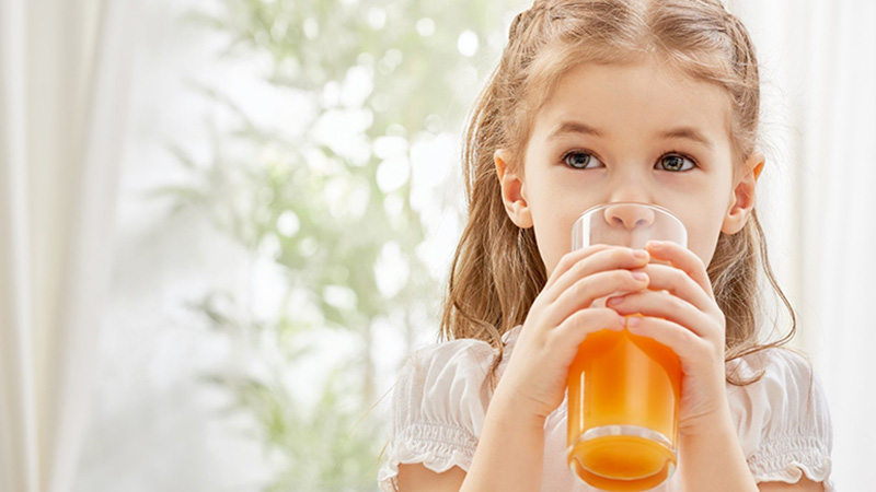 Can I drink orange juice on an empty stomach: the benefits and harms of freshly squeezed citrus