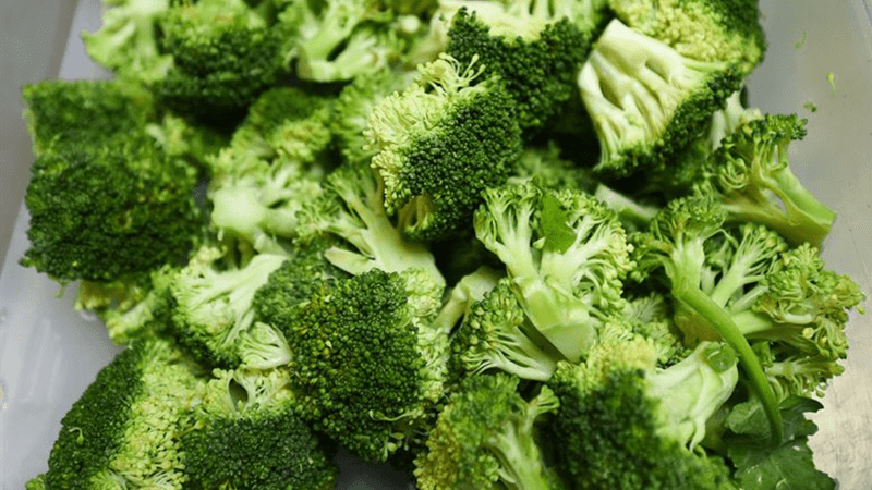 Le brocoli est-il utile pour perdre du poids et sous quelle forme et quelle quantité l'inclure dans l'alimentation