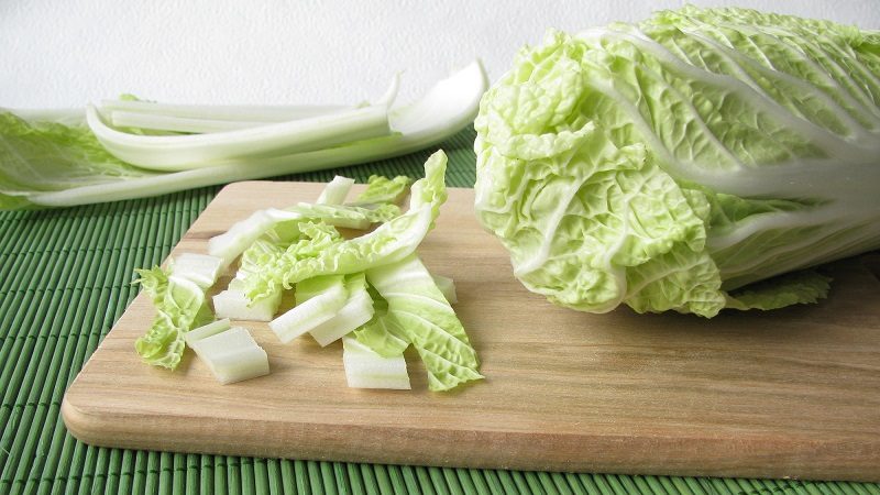 Çin lahanasında kilo kaybı için diyet: ilkeler, yaklaşık diyet, incelemeler ve sonuçlar